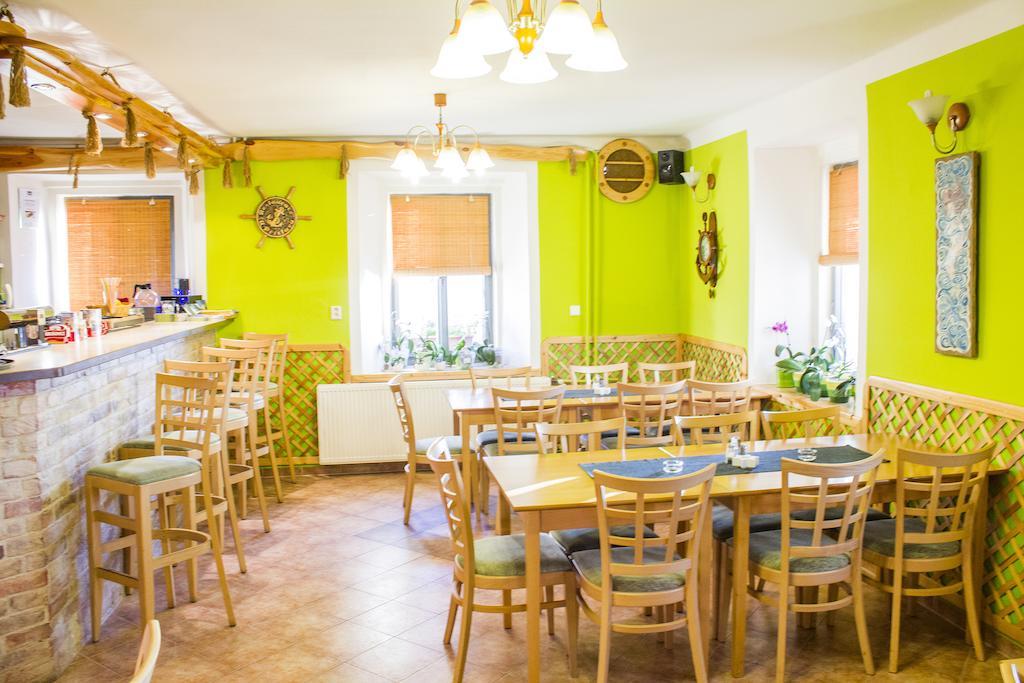 Pension U Pristavu Pomezi nad Ohri Экстерьер фото